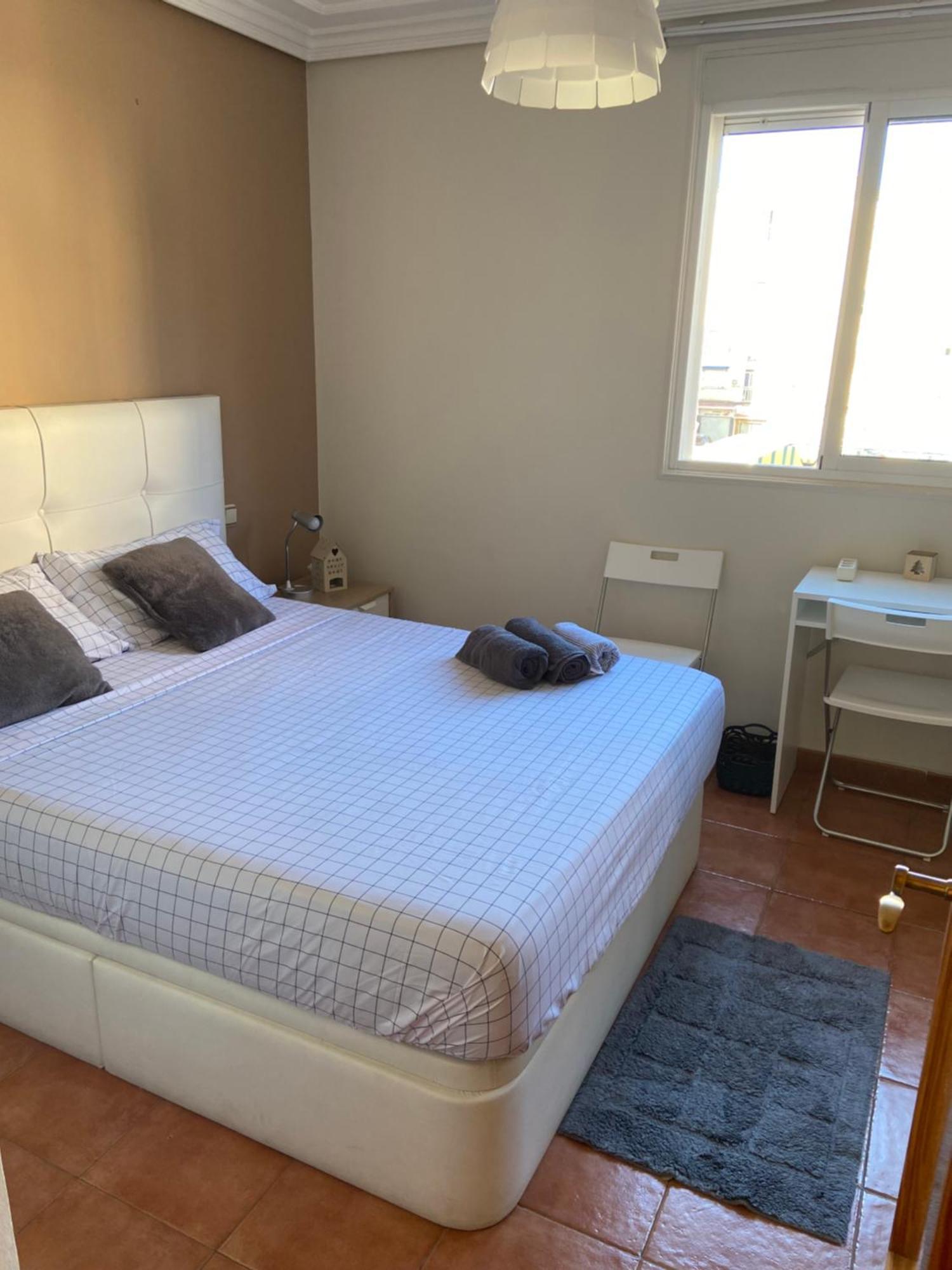 Habitacion Con Cama Matrimonial En Malaga Zewnętrze zdjęcie